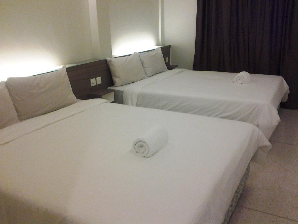 Qish Hotel Malacca Exterior foto